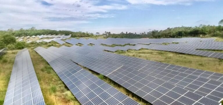 découvrez les enjeux légaux liés au stockage de l'énergie solaire. informez-vous sur la réglementation, les normes en vigueur et les meilleures pratiques pour optimiser votre investissement dans les solutions de stockage d'énergie renouvelable.