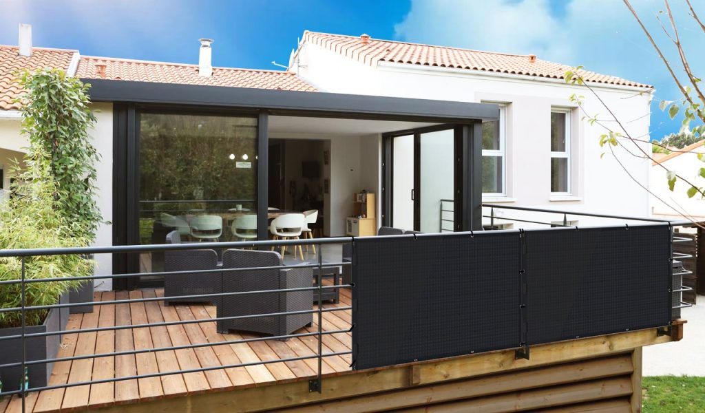 découvrez notre kit solaire maison complet, idéal pour réduire votre facture d'électricité et contribuer à la protection de l'environnement. facile à installer, il vous offre une solution durable et économique pour produire votre propre énergie verte. transformez votre domicile en un habitat écoresponsable dès aujourd'hui !